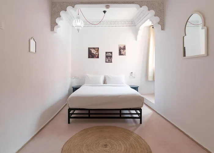 Central House Marrakech MedinaHotel Marrakech